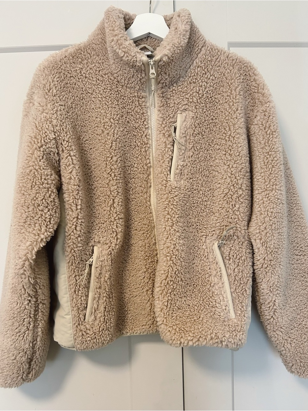 TNA ARITZIA Fuzzy Sherpa Jacket